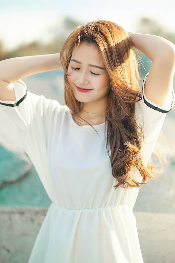 女生张开腿让男人捅
